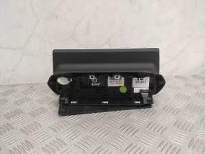 Peugeot 208 (2019–2026) Screen 9824619980 - 4