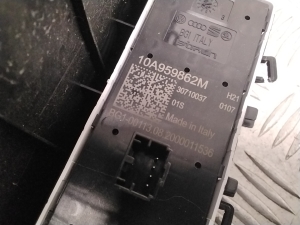 Volkswagen ID.3 C (2019–2026) Front door glass switch 10A959862M - 5