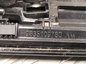 Citroen C4 C41 (2020–2026) Rücklichtreflektor 9835109780 - 5