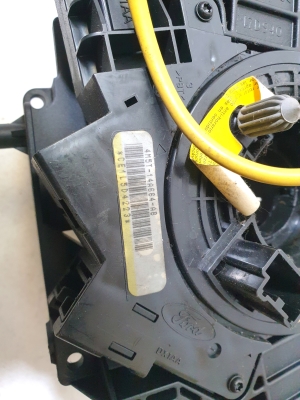 Ford Focus (2004–2011) Turn signal switch 05DEC22BAR1, 13N064FH, 4M5T14A664AB - 3