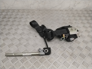 Volkswagen ID.4 I (2020–2026) Front seat belt 647613700B - 2