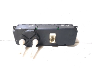 Mercedes Benz E-Class W210 (1995–2002) Heater control panel 2108300185 - 3