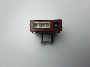 LEXUS LS (2006–2017) Module de commande 8976050021 - 3