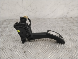 AUDI Q4 e-tron I (2021–2026) Accelerator pedal 1EB723503 - 2