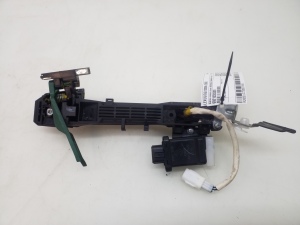 LEXUS GS (2005–2011) Rear side door exterior handle and its parts 6921030300 - 3