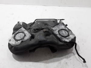   Fuel tank  - 77001F6010 
