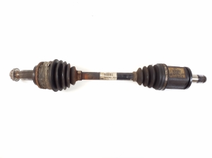   Arbre de transmission avant et ses composants  - 3450563 
