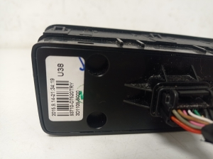 Hyundai Tucson (2015–2026) ESP switch 93710D7520 - 3