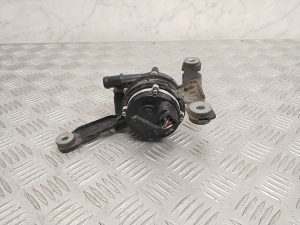 Auxiliary water pump - 369100E650