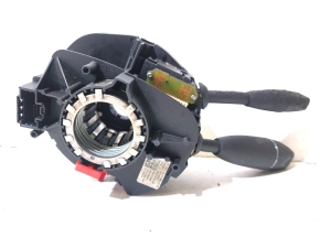 Mercedes Benz C-Class 204 (2007–2014) Suunatulede lüliti 26400684180, A2044403202 - 4