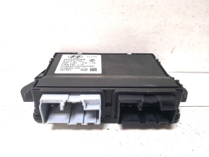 Hyundai Santa Fe (2018–2026) Control unit 81870S1100 - 2