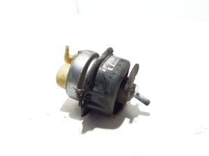BMW X5 F15 (2013–2018) Engine mount 6853103 - 4