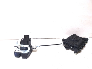 Hyundai Santa Fe (2018–2026) Trunk lid lock 81800S1100 - 4