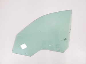 Vitre de porte avant - 3332309