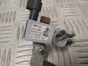 Kia Niro (2016–2022) Miinusjuhtme klemm 37180Q4000 - 3