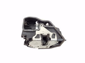 BMW X3 E83 (2003–2010) Front door lock 7202144 - 3