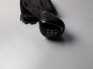 Ford EcoSport (2013–2026) Gear shift knob - 2