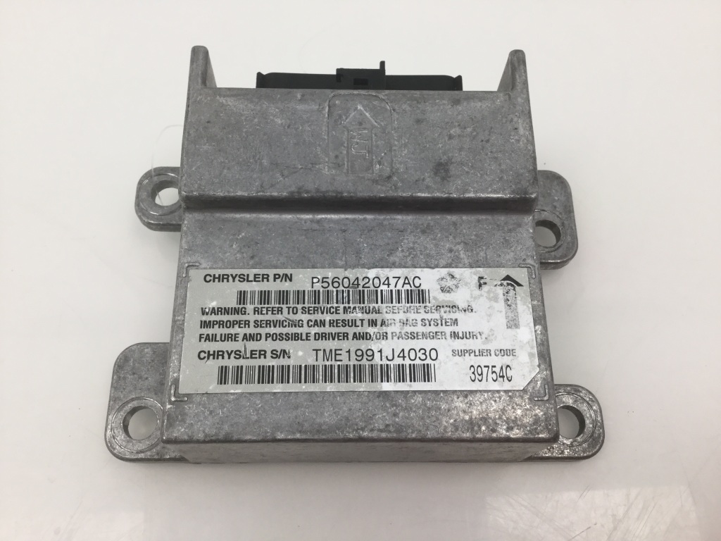 Used Jeep Cherokee Airbag module P56042047AC