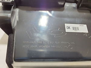 RENAULT Koleos (2016–2026) Glove box 682525546R - 3