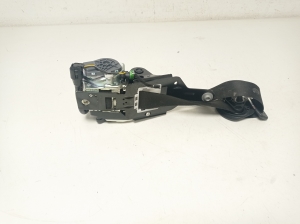 Mercedes Benz C-Class 204 (2007–2014) Eesmine turvavöö A2048602385 - 3