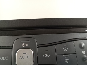 NISSAN Leaf II (2017–2026) Heater control panel 275005SE0B - 3