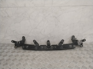Front grille bracket - 104702000F
