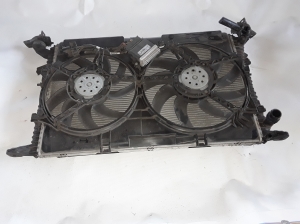 AUDI A4 B8 (2007–2016) Ensemble de radiateurs et ses pièces 8K0121251L - 4