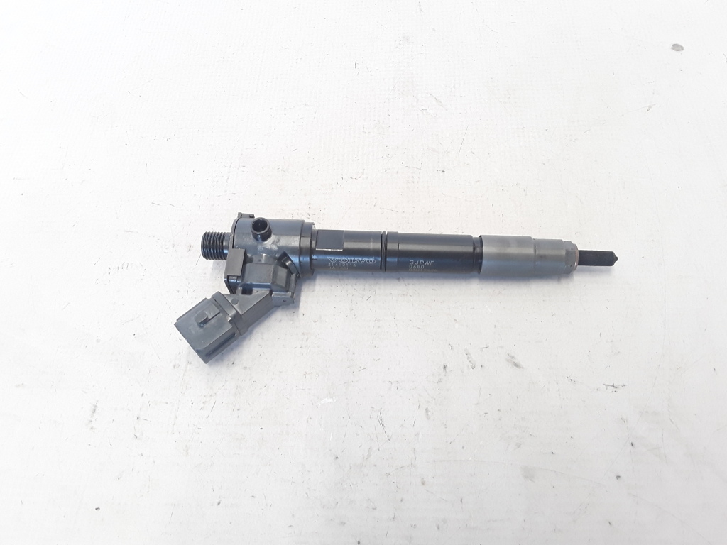 Used VOLVO XC90 Fuel injector 31452114