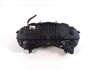 Mercedes Benz A-Class 176 (2012–2018) Instrument cluster A1769008602 - 4