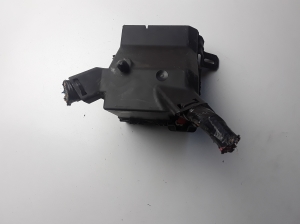 Ford EcoSport (2013–2026) Sicherungskastenhalter unter der Motorhaube FN1T14K012 - 3