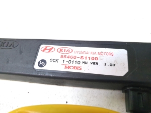 Hyundai Santa Fe (2018–2026) Andurid 95460S1100 - 2