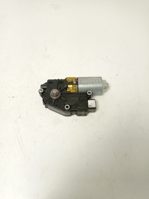   Moteur de toit ouvrant  - WR09C05AA 