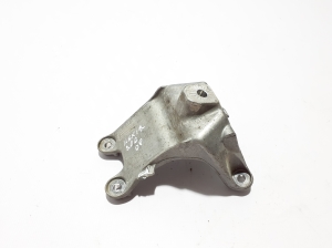 Mootori kinnitus - 95B199308C