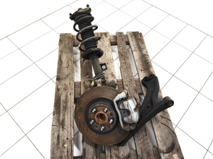 Front wheel hub and its parts - 54610-GI000