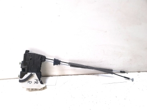 Hyundai Santa Fe (2018–2026) Front door lock 81320S1200 - 3