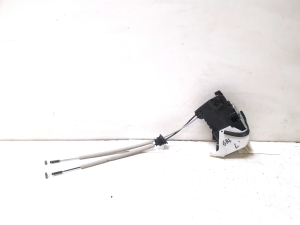 Hyundai Santa Fe (2018–2026) Rear side door lock 81410S1200 - 2
