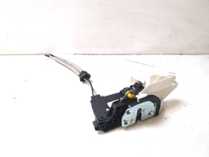 Hyundai Santa Fe (2018–2026) Rear side door lock 81410S1200 - 3