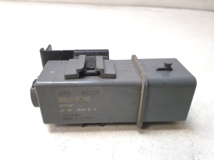 Glow plug relay - 368302F740