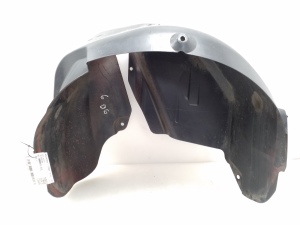 NISSAN Note E11 (2005–2014) Radhausschale hinten 767489U00A