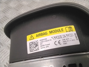 VOLVO XC90 (2015–2024) Rooli turvapadi 39834785 - 3