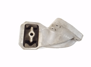 Jeep Grand Cherokee WK (2004–2010) Engine mount 52090309AD - 2