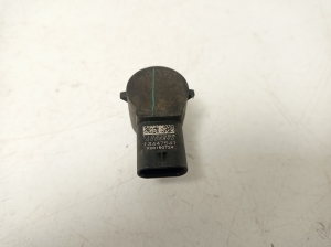 Opel Astra K (2015–2021) Front parking sensor 13447541 - 3