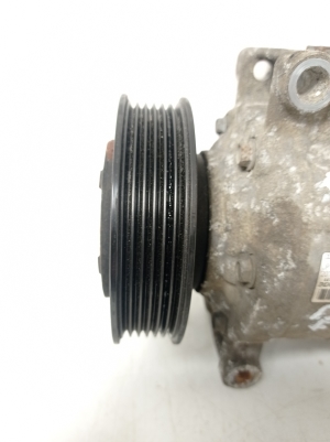 AUDI A6 C7 (2011–2018) Konditsioneeri kompressor 4G0260805D - 3