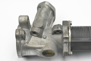  EGR valve 