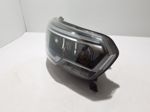 RENAULT Trafic lV (2022–2026) Scheinwerfer vorne 260102899R - 2