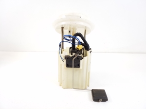 Mercedes Benz E-Class W207 (2009–2017) Kütusepump paagis A2044702294 - 3