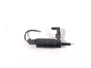 Front headlight washer motor - 8377430