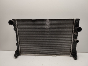 Mercedes Benz C-Class 204 (2007–2014) Jahutusradiaator A2045000203 - 3