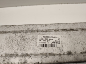 Mercedes Benz C-Class 204 (2007–2014) Vahejahuti radiaator A2045000500 - 4