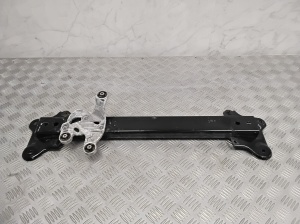 Tesla Model 3 3 (2016–2024) Halter für Klimakompressor 110356500A - 2